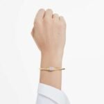 Dextera bangle, Round cut, White, 18K gold finish - Image 2