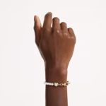 Idyllia bracelet Crystal pearl, White, 18K gold finish - Image 6