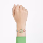 Idyllia bracelet Mixed cuts, Flower, Multicoloured, 18K gold finish - Image 7