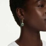 Sublima drop earrings, Octagon cut, Green, 18K gold finish - Image 2