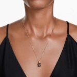 Swan pendant, Swan, Small, Black, 18K rose gold finish - Image 2