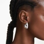 Ariana Grande x Swarovski hoop earrings Crystal pearl, Baguette cut, White, Rhodium plated - Image 2