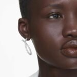 Dextera hoop earrings Round cut, White, Rhodium plated - Image 2