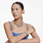 Idyllia pendant and brooch Mixed cuts, Pavé, Butterfly, Multicoloured, 18K gold finish - Image 7