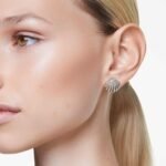 Idyllia stud earrings Shell, White, 18K gold finish - Image 2