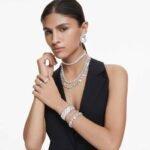 Lucent stud earrings Pavé, Ball, White, Rhodium plated - Image 7