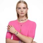 Matrix hoop earrings Baguette cut, Pink, 18K rose gold finish - Image 6