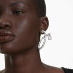 Matrix hoop earrings Mixed cuts, White, Rhodium plated - Image 2